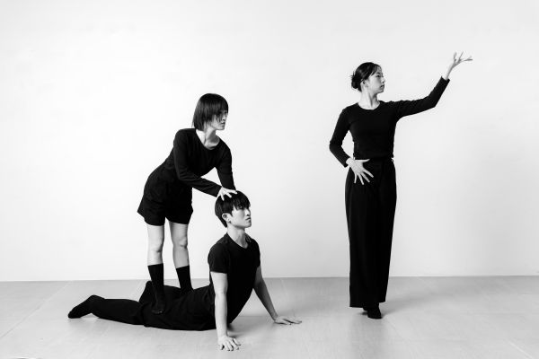 황창대 - 들쭉날쭉한 측면